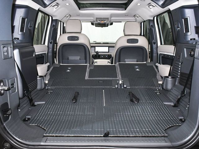 2021 Land Rover Defender 110 SE - 23020635 - 70