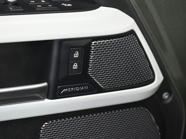 2021 Land Rover Defender 110 X-Dynamic SE - 22817979 - 10