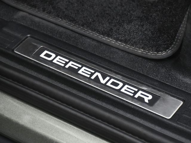 2021 Land Rover Defender 110 X-Dynamic SE - 22817979 - 11