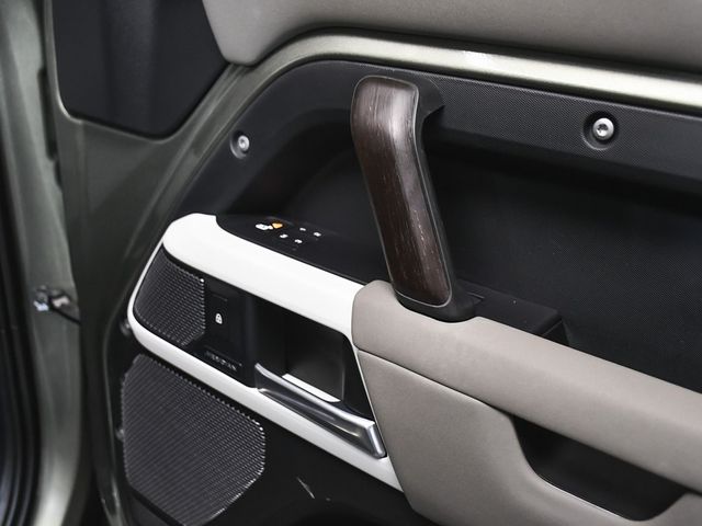 2021 Land Rover Defender 110 X-Dynamic SE - 22817979 - 15