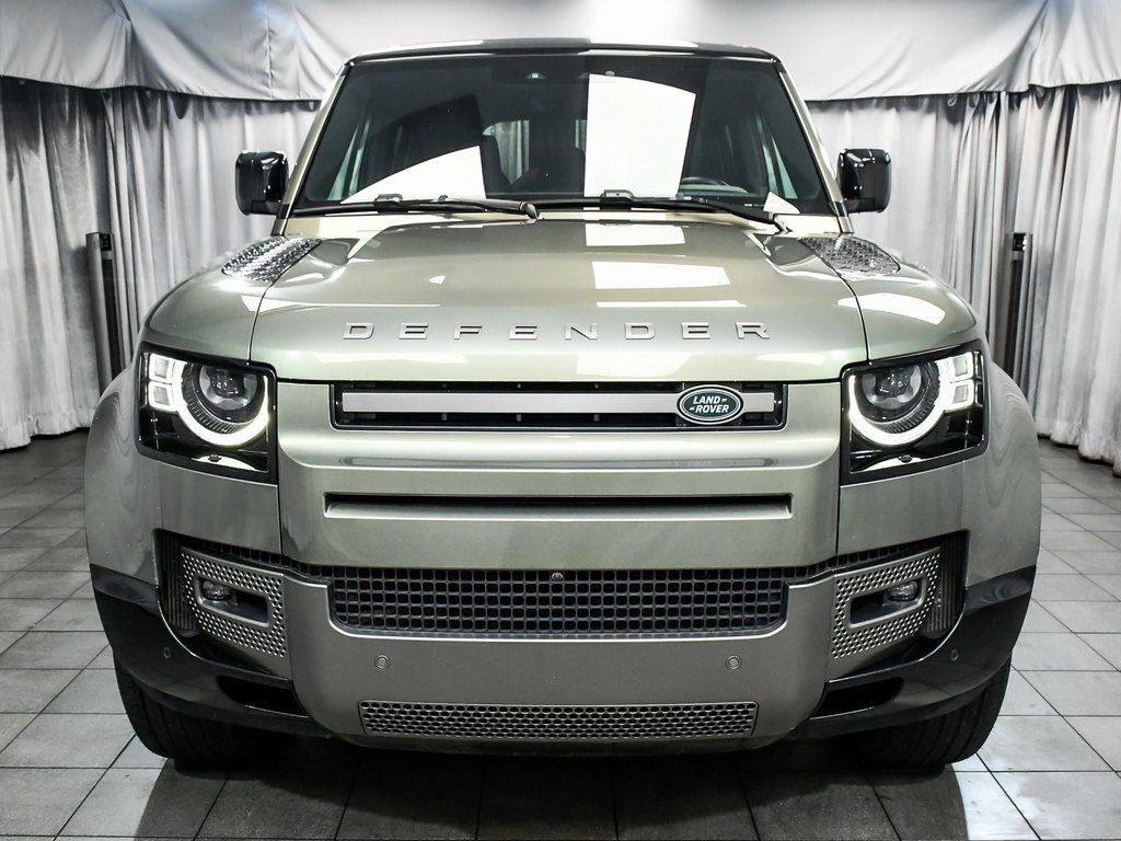 2021 Land Rover Defender 110 X-Dynamic SE photo 2