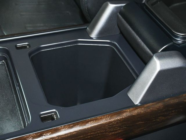 2021 Land Rover Defender 90 X-Dynamic S - 23063025 - 39