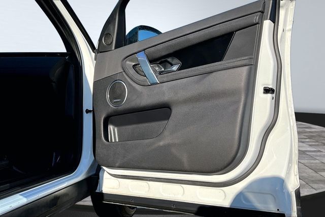 2021 Land Rover Discovery Sport SE 4WD - 22981682 - 16