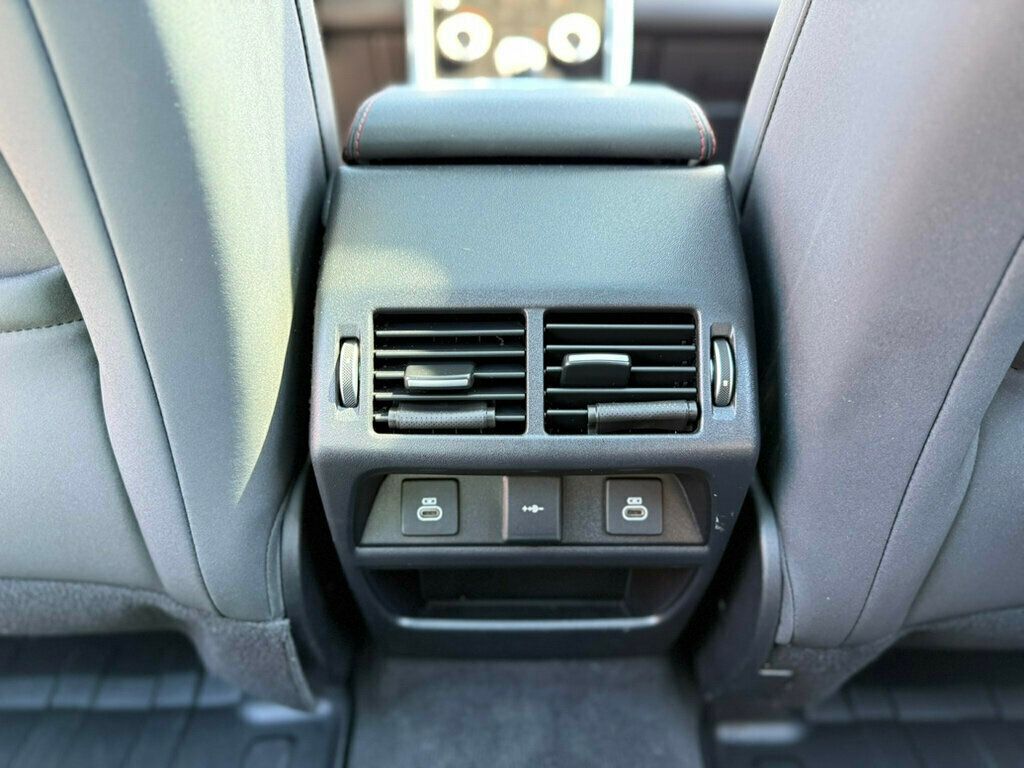 2021 Land Rover Discovery Sport S R-Dynamic photo 13