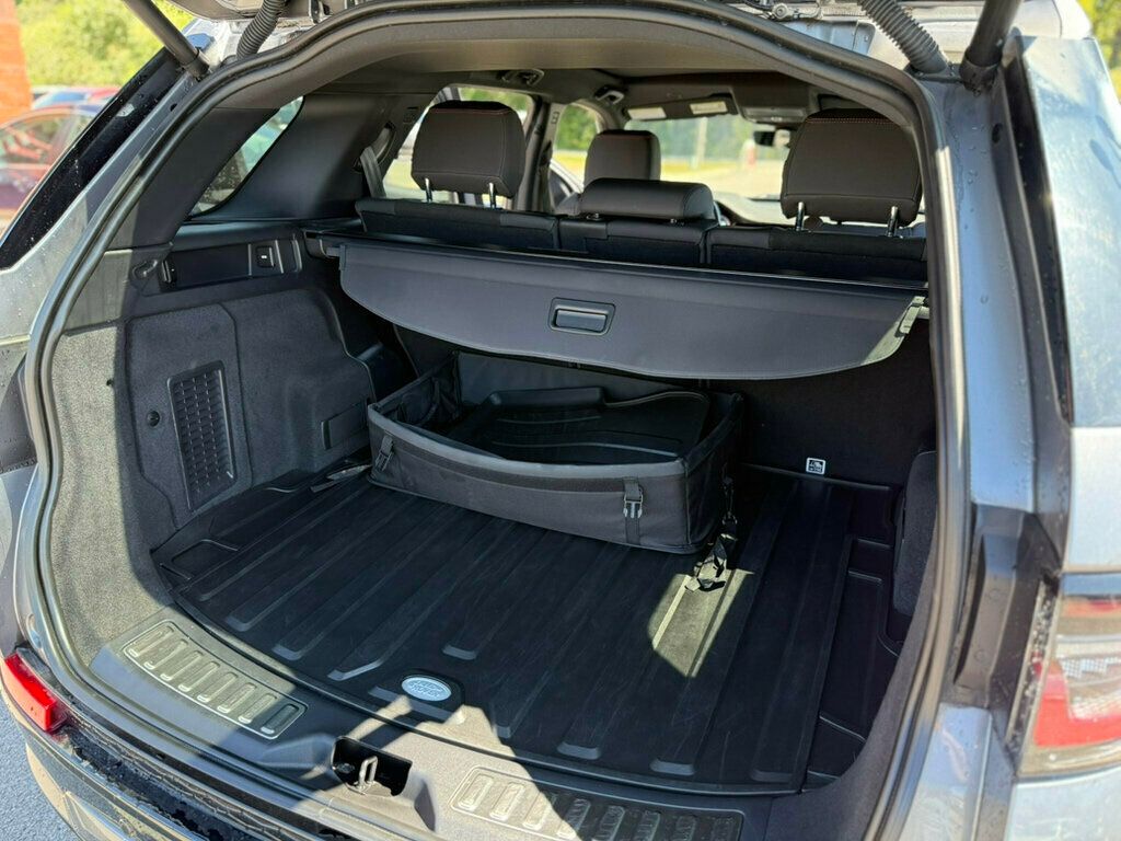 2021 Land Rover Discovery Sport S R-Dynamic photo 19