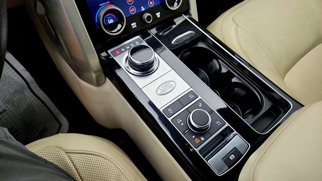 2021 Land Rover Range Rover P525 Westminster SWB w/ Black Exterior, Driver Assist & Tow Pkgs - 23039447 - 14