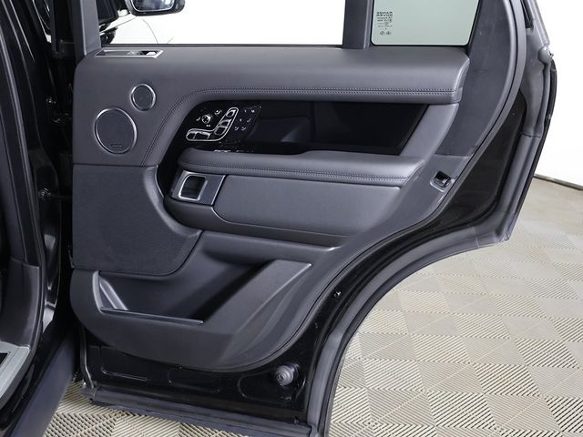 2021 Land Rover Range Rover SVAutobiography - 22989473 - 31
