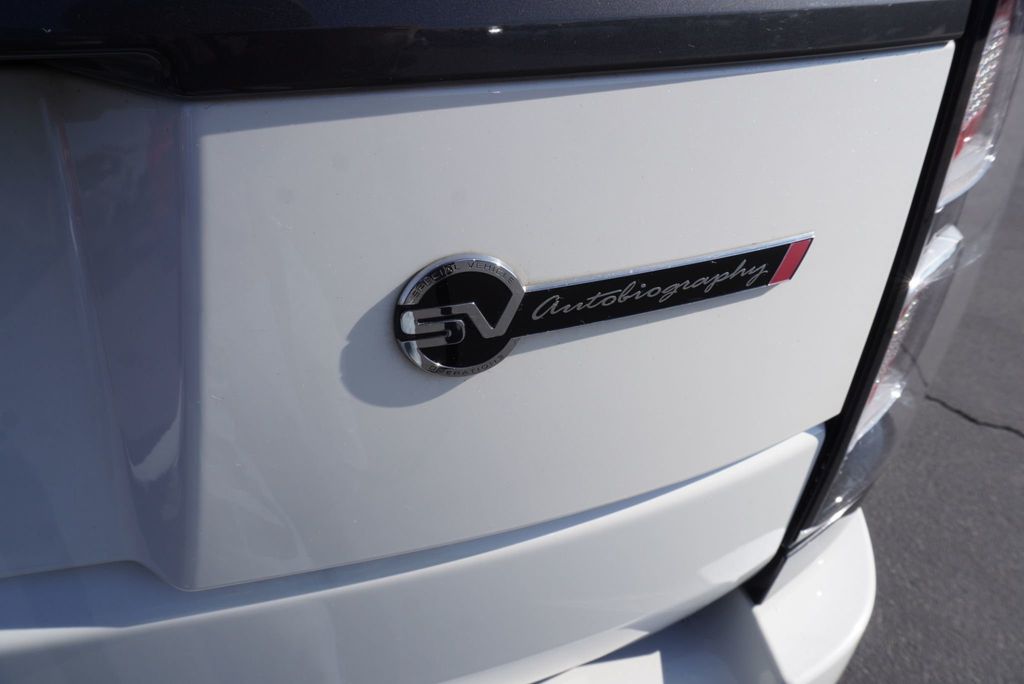 2021 Land Rover Range Rover SV AUTOBIOGRAPHY BLACK - 22976519 - 16