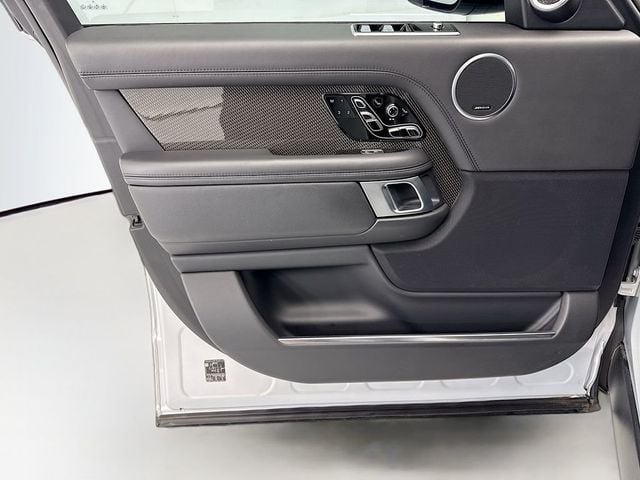 2021 Land Rover Range Rover SV Autobiography Dynamic SWB - 23006520 - 22