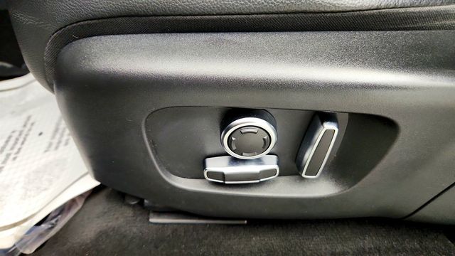 2021 Land Rover Range Rover Evoque R-Dynamic S AWD w/ Sliding Panoramic Roof & Blind Spot Assist - 23029866 - 11