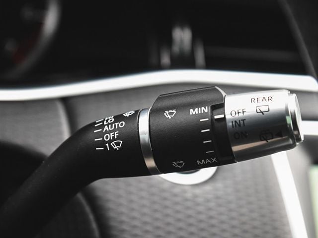 2021 Land Rover Range Rover Evoque S - 22990285 - 27