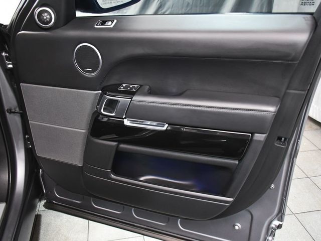 2021 Land Rover Range Rover Sport SVR - 23024188 - 16
