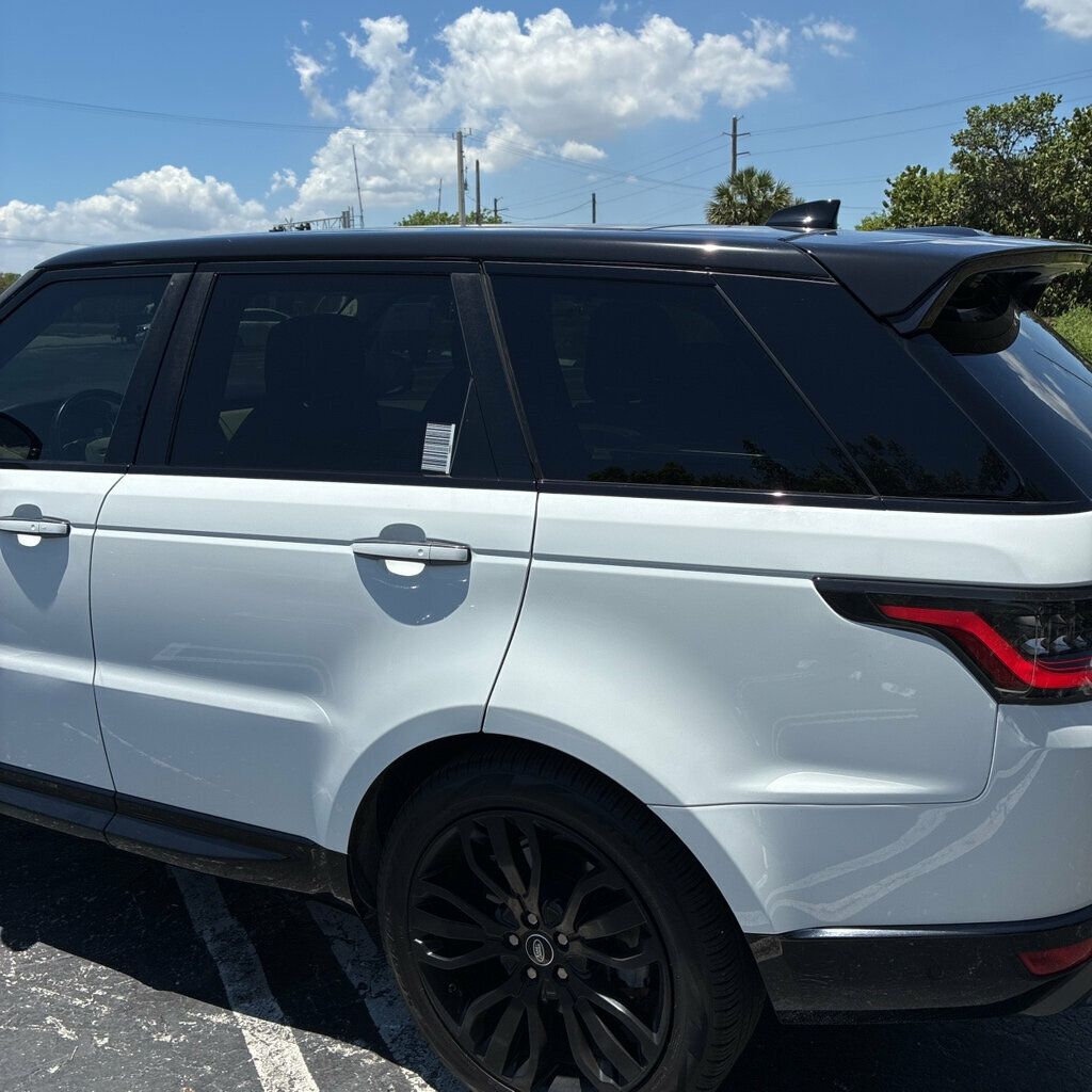 2021 Land Rover Range Rover Sport Turbo i6 MHEV HSE Silver Edition - 23024687 - 3