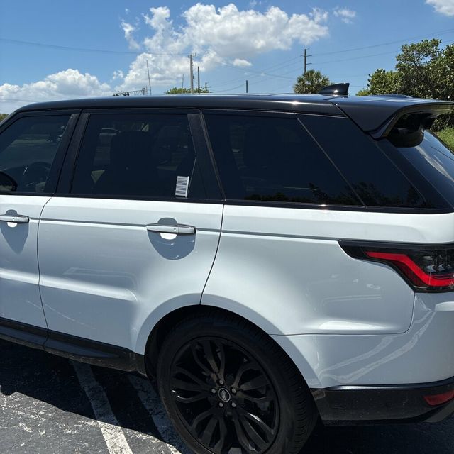 2021 Land Rover Range Rover Sport Turbo i6 MHEV HSE Silver Edition - 23024687 - 3