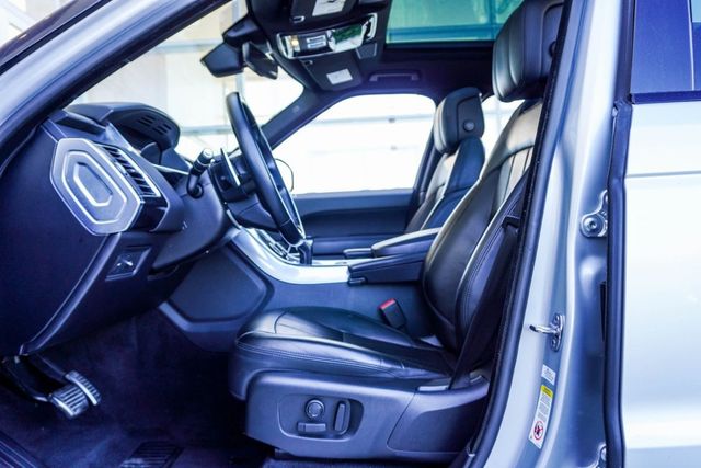 2021 Land Rover Range Rover Sport Turbo i6 MHEV HSE Silver Edition - 22931303 - 19