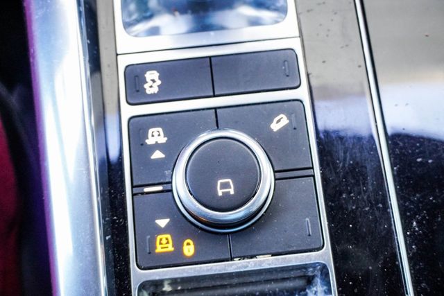 2021 Land Rover Range Rover Sport Turbo i6 MHEV HSE Silver Edition - 22931303 - 29