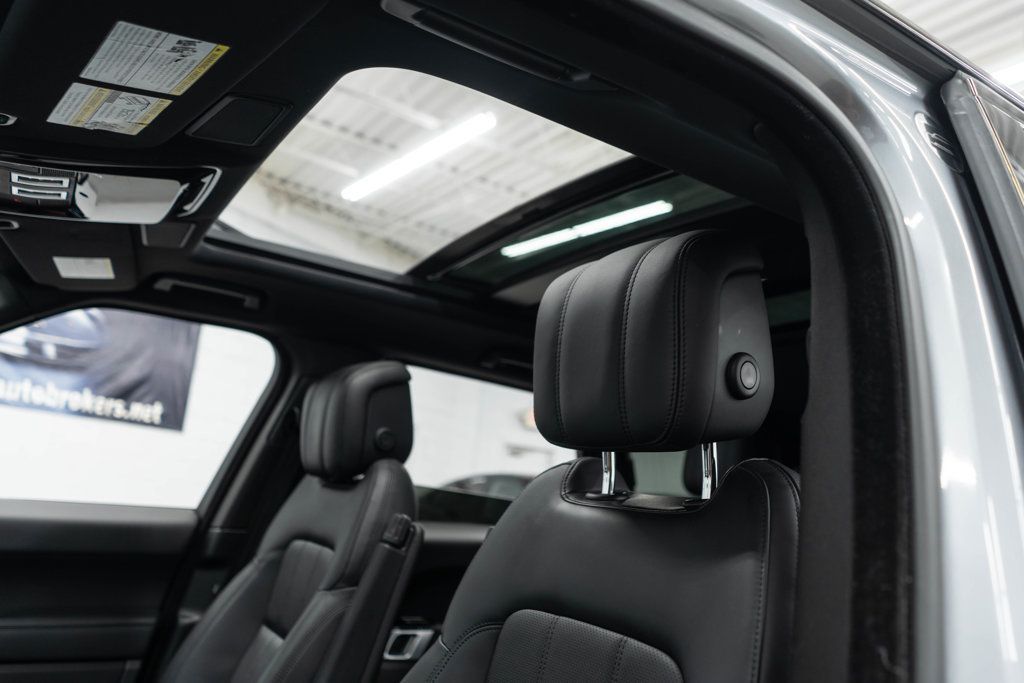 Land Rover Range Rover Sport photo 10