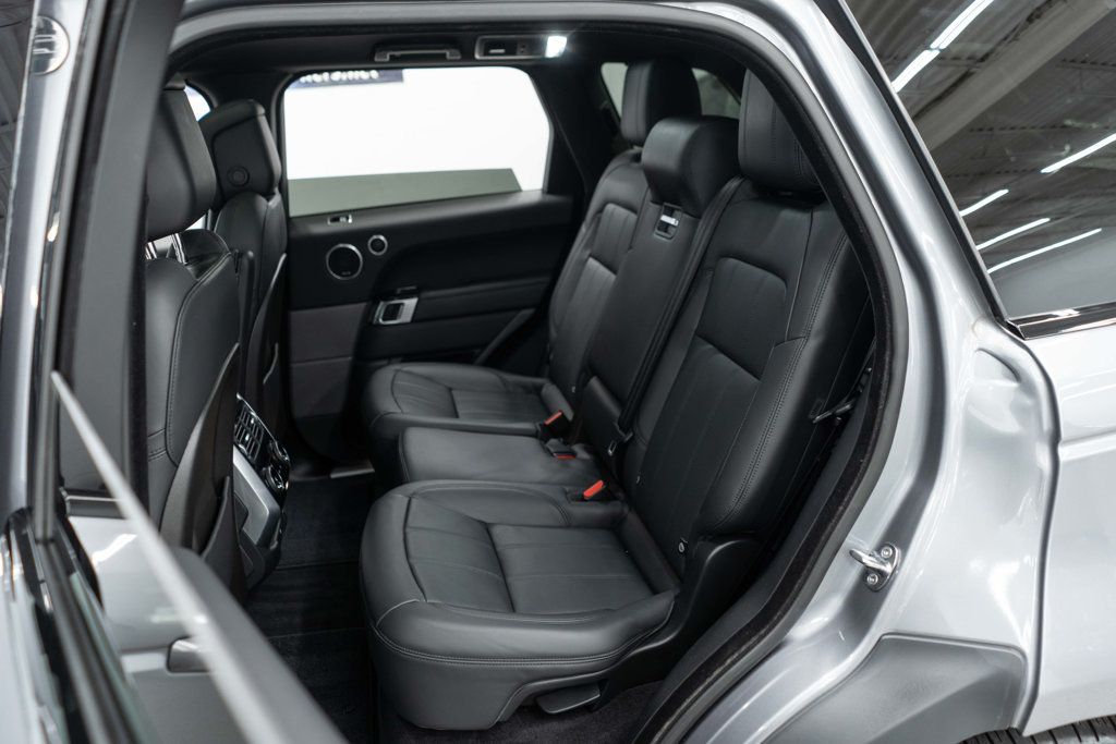 Land Rover Range Rover Sport photo 36