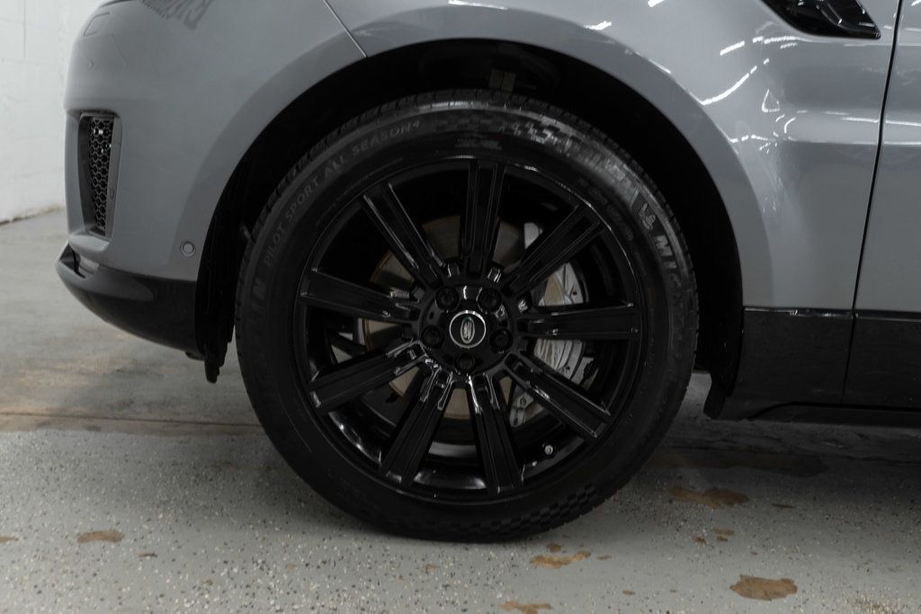 Land Rover Range Rover Sport photo 39