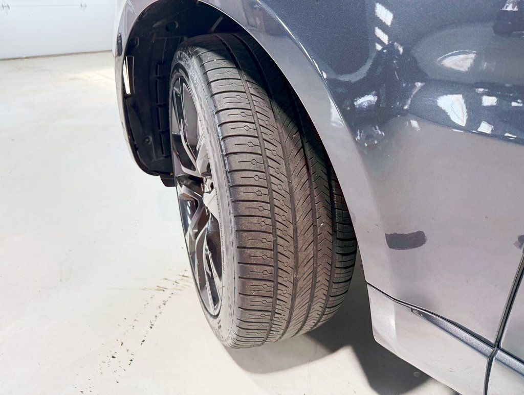 2021 Land Rover Range Rover Sport HST photo 3
