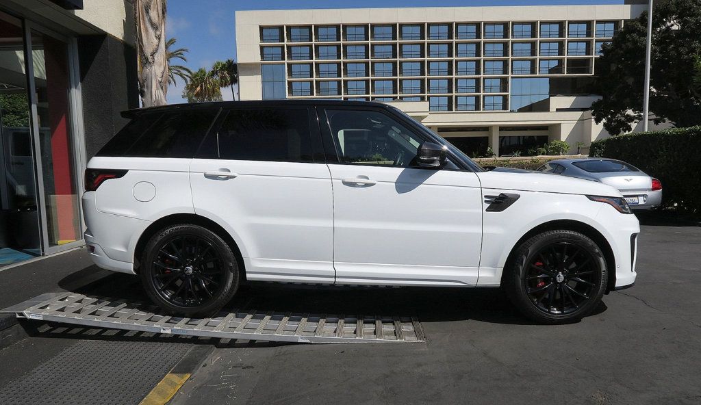 2021 Land Rover Range Rover Sport V8 Supercharged SVR Carbon Edition - 22600085 - 57