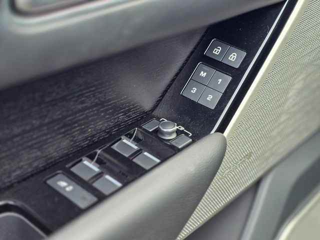 2021 Land Rover Range Rover Velar P250 R-Dynamic S - 22989494 - 23