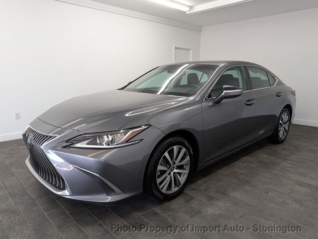 2021 Lexus ES 250 AWD photo 4