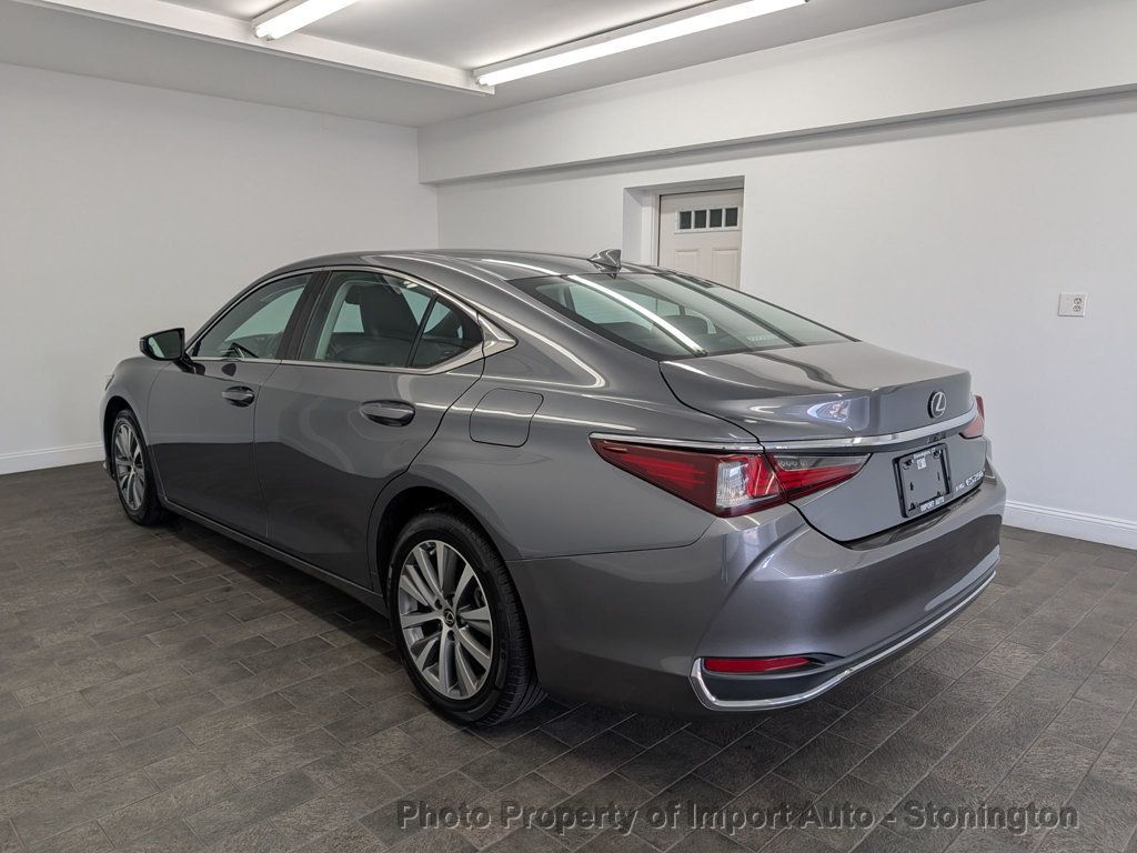 2021 Lexus ES 250 AWD photo 7