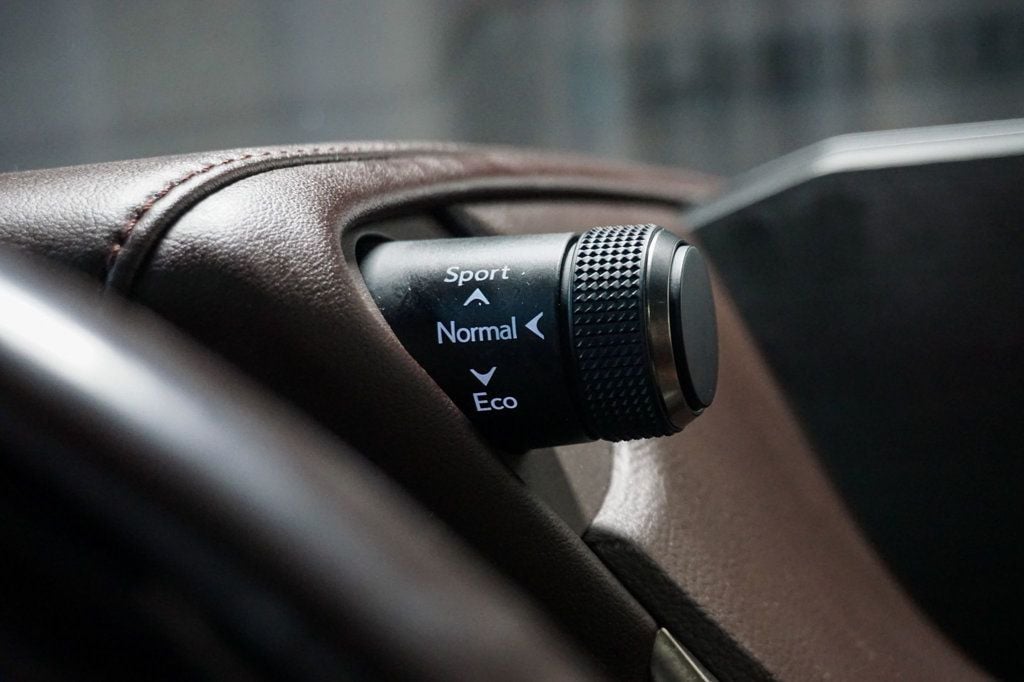 2021 Lexus ES *ES250 AWD* *Premium Package* *Factory Warranty* - 22957819 - 24