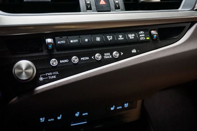 2021 Lexus ES *ES250 AWD* *Premium Package* *Factory Warranty* - 22957819 - 30