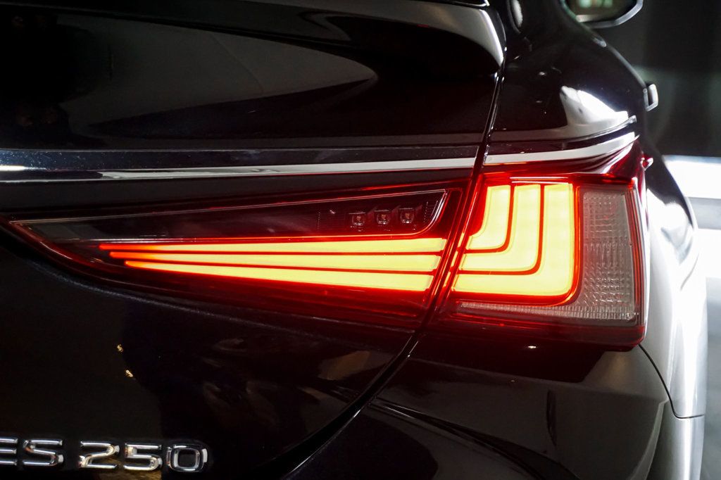 2021 Lexus ES *ES250 AWD* *Premium Package* *Factory Warranty* - 22957819 - 79