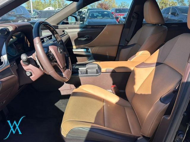 2021 Lexus ES ES 250 Sedan 4D - 23101857 - 10