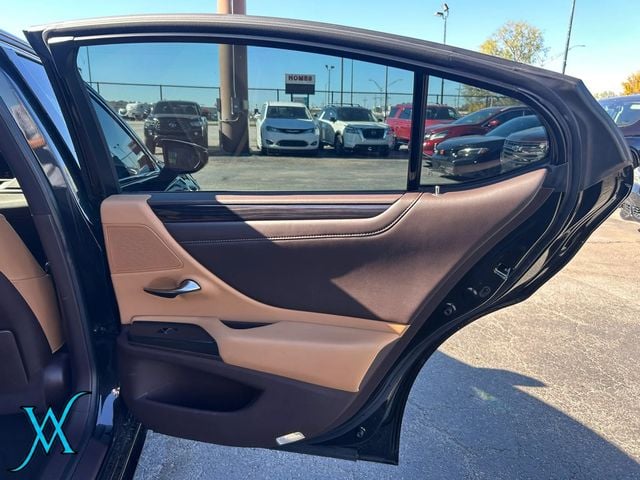 2021 Lexus ES ES 250 Sedan 4D - 23101857 - 19