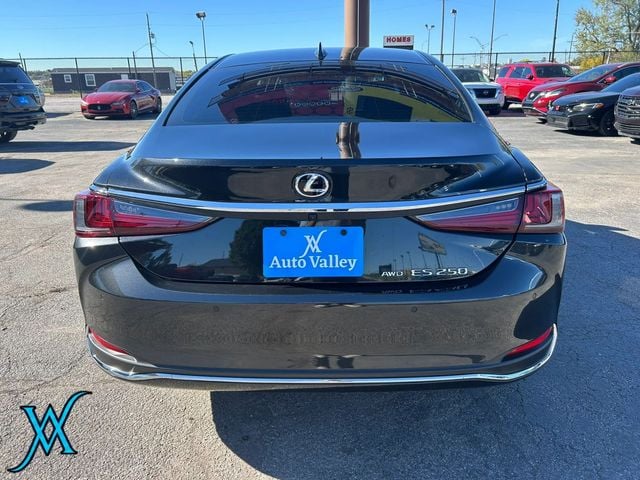 2021 Lexus ES ES 250 Sedan 4D - 23101857 - 5