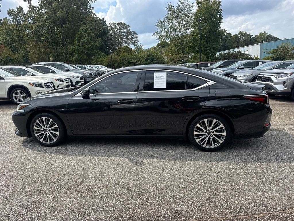 2021 Lexus ES 350 photo 3