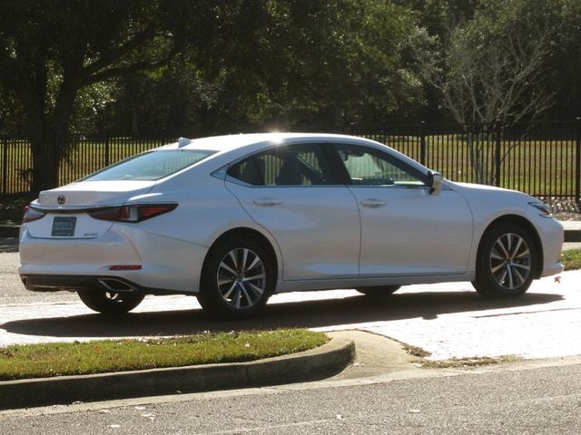 2021 Lexus ES 350 photo 5