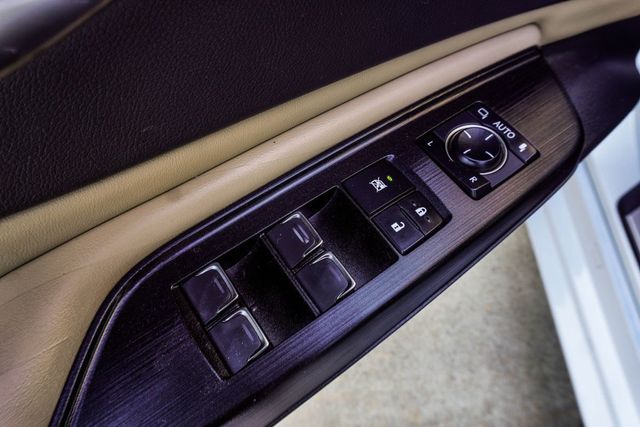 2021 Lexus ES ES 350 Ultra Luxury FWD - 23001370 - 31