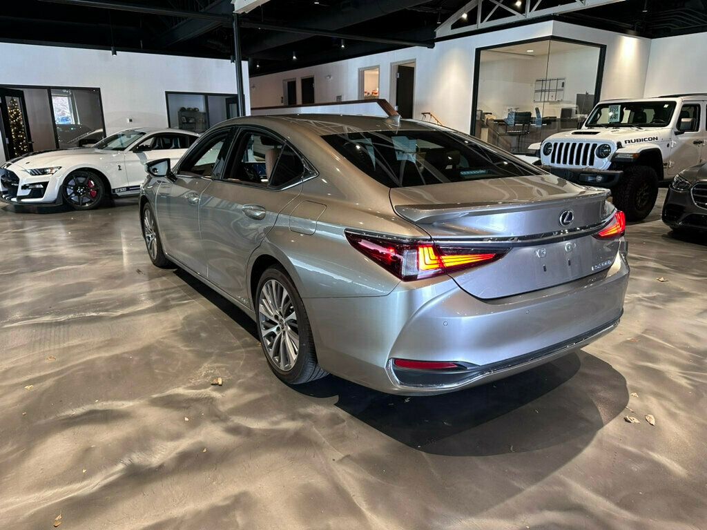 2021 Lexus ES LocalTrade/Hybrid/PremiumPkg/NAV&MarkLevinsonAudioPkg/AdapCruise - 22719555 - 2