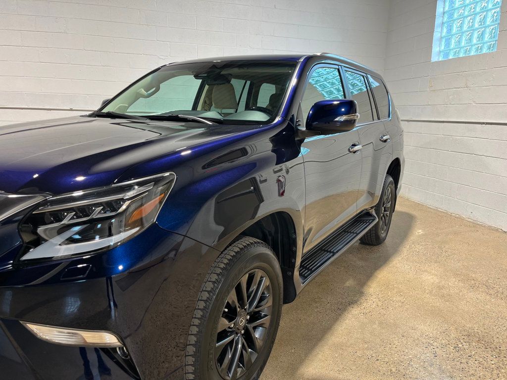 2021 Lexus GX 460 Premium photo 2