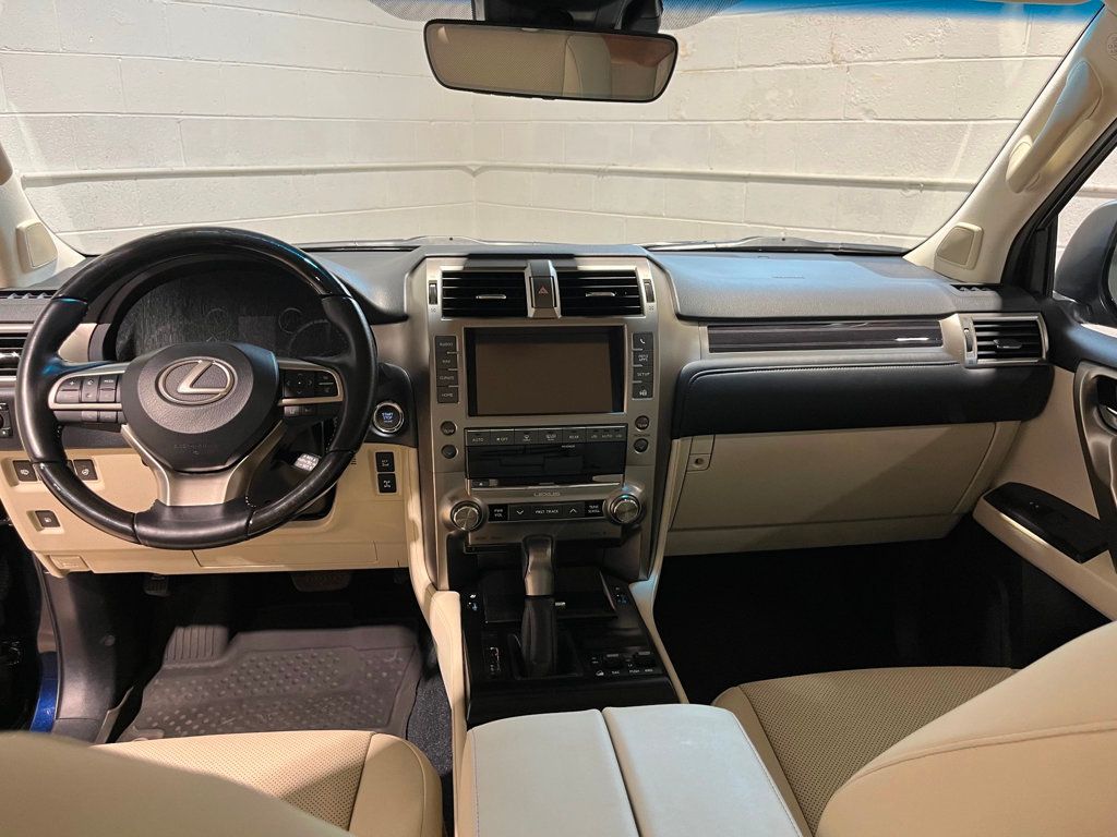 2021 Lexus GX 460 Premium photo 24