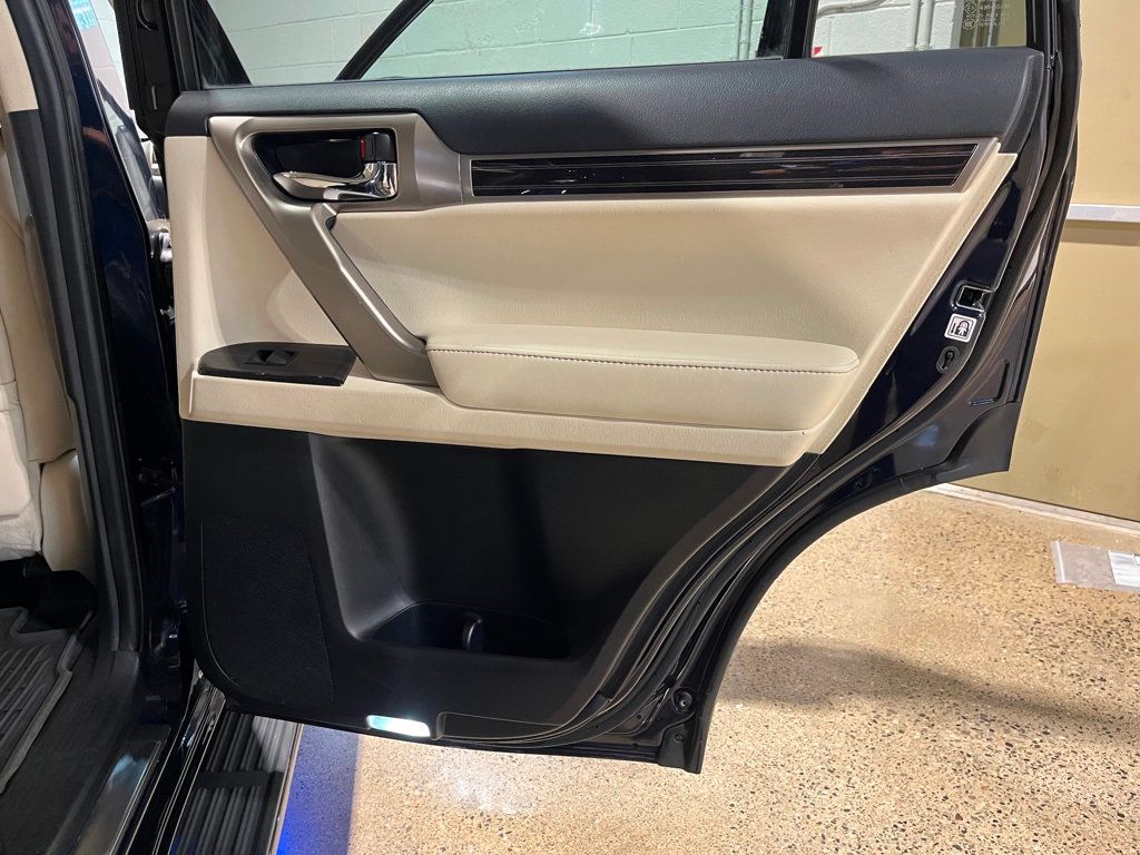 2021 Lexus GX 460 Premium photo 35