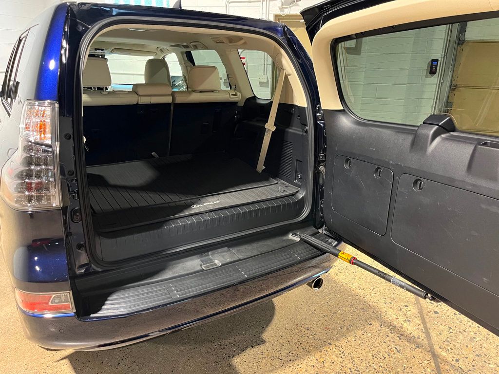 2021 Lexus GX 460 Premium photo 37