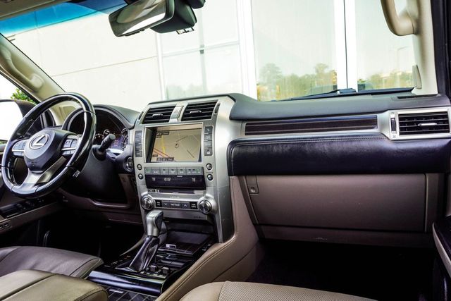 2021 Lexus GX GX 460 Premium 4WD - 22986994 - 17