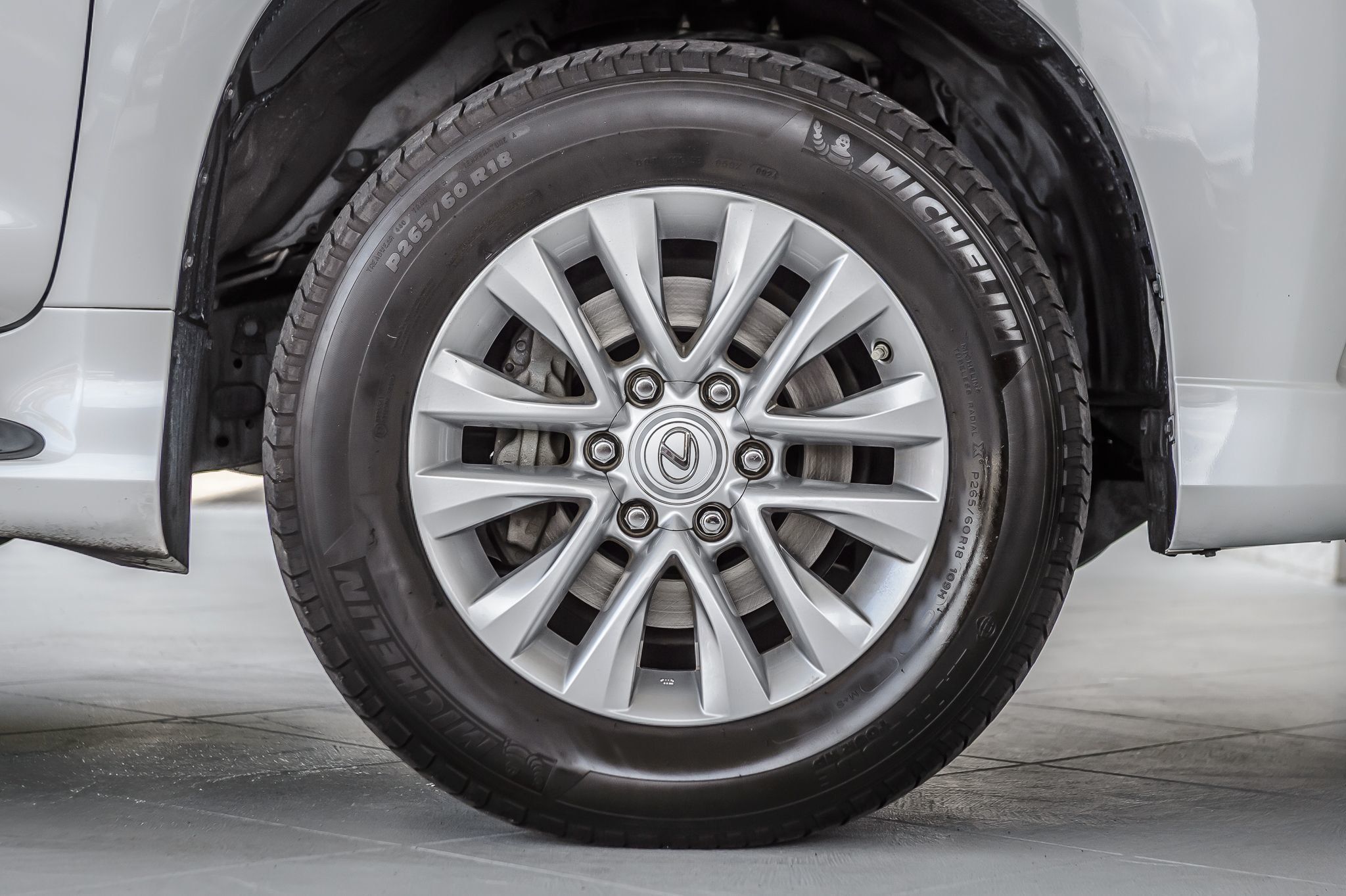 2021 Lexus GX Premium photo 13