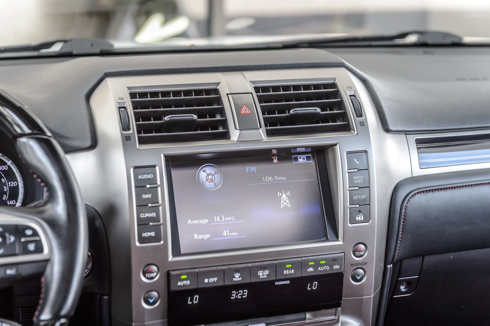 2021 Lexus GX Premium photo 25