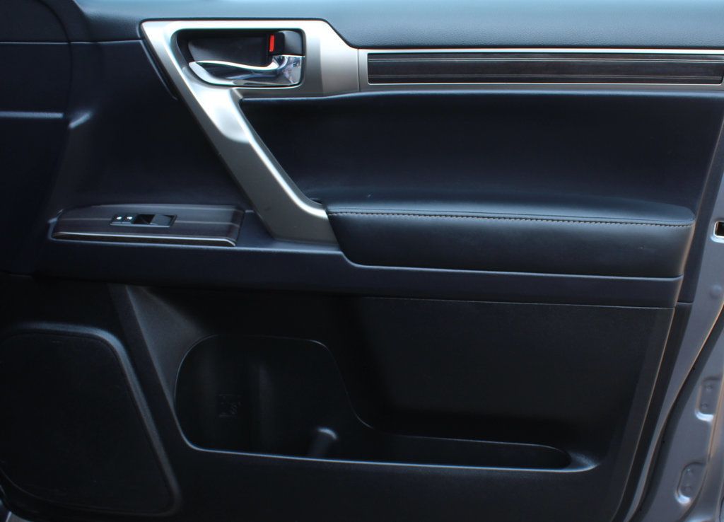 2021 Lexus GX Premium photo 5