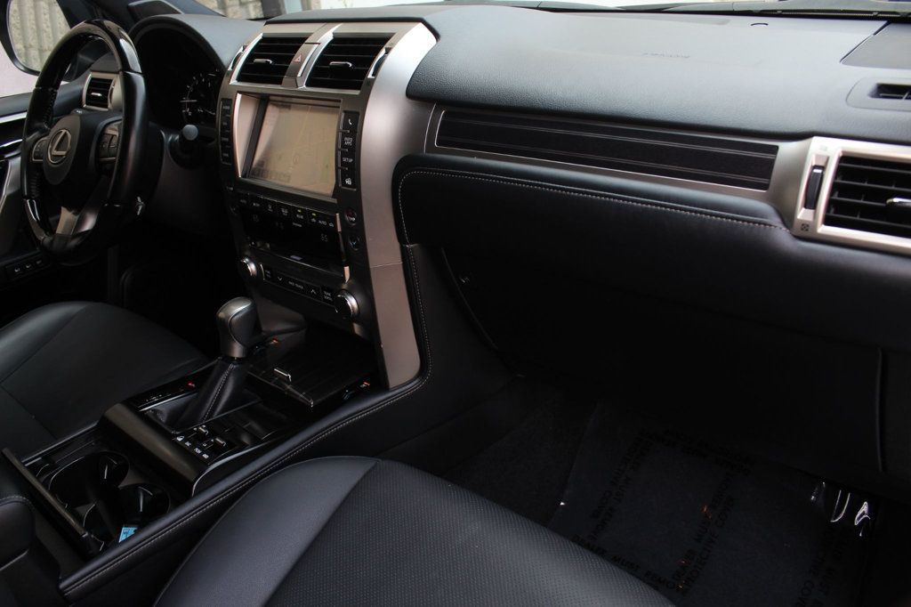 2021 Lexus GX Premium photo 8