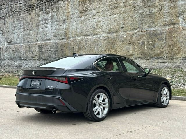 2021 Lexus IS 2021 LEXUS IS 300 - 22985641 - 3
