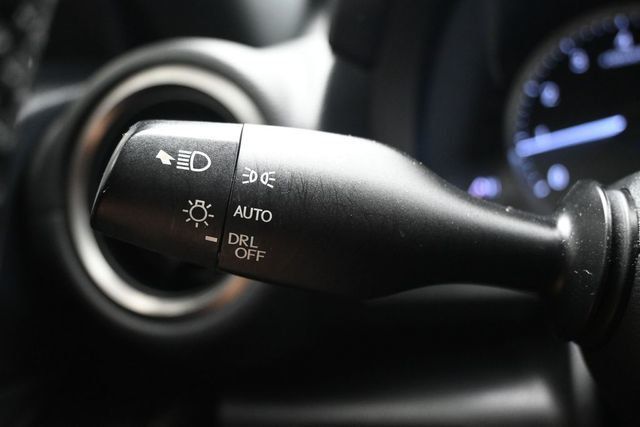 2021 Lexus IS IS 300 RWD - 23065611 - 21