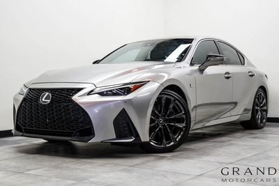 2021 Lexus IS